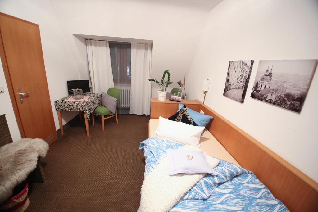Hotel Barbarossa Garni Würzburg Eksteriør billede