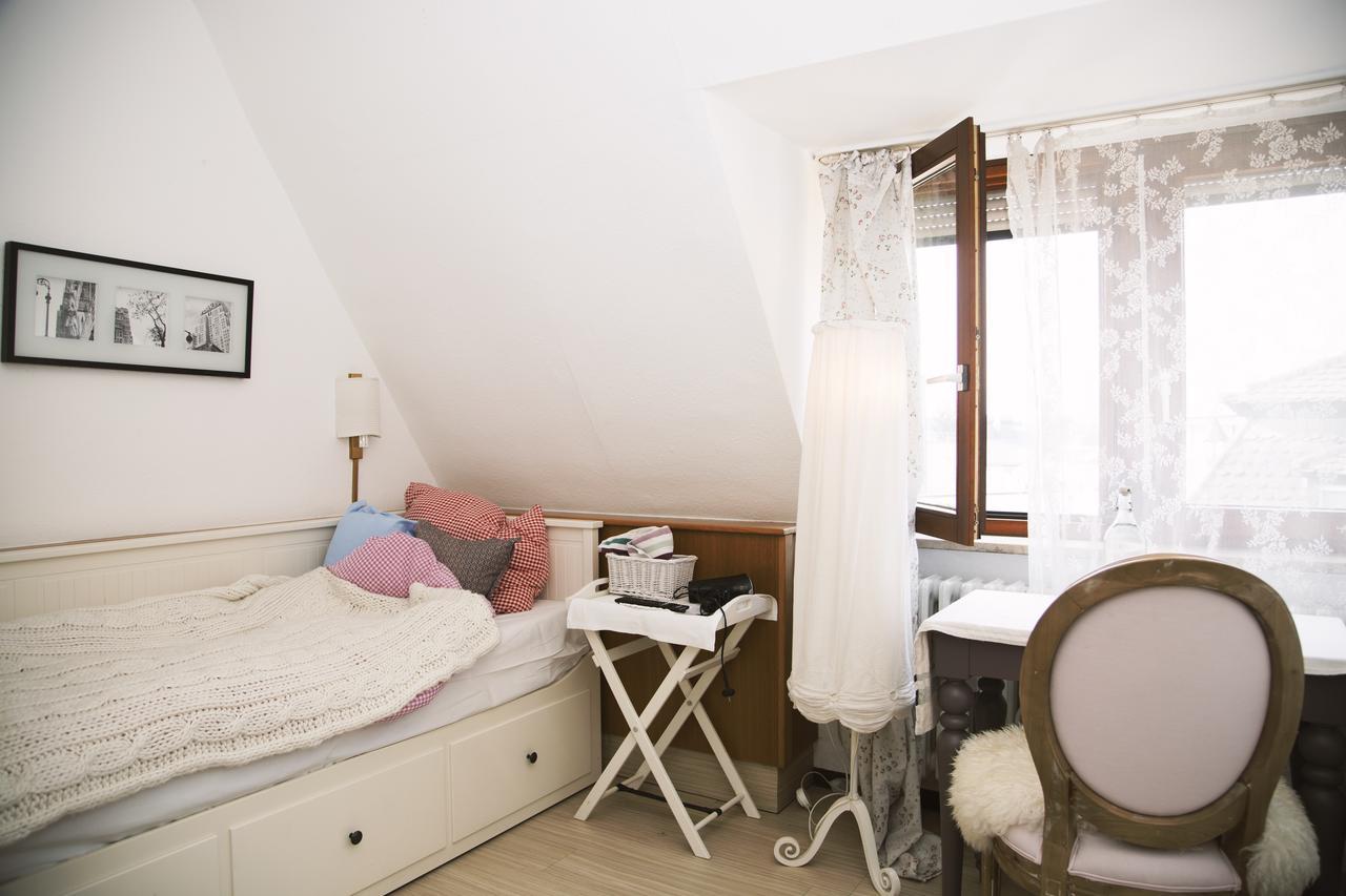 Hotel Barbarossa Garni Würzburg Eksteriør billede